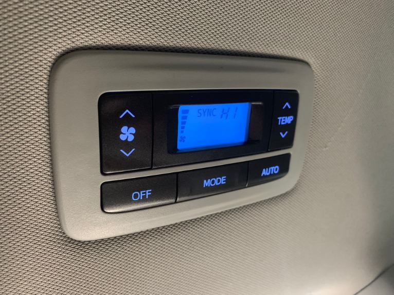 Used-2015-Toyota-Sienna-XLE-8-Passenger