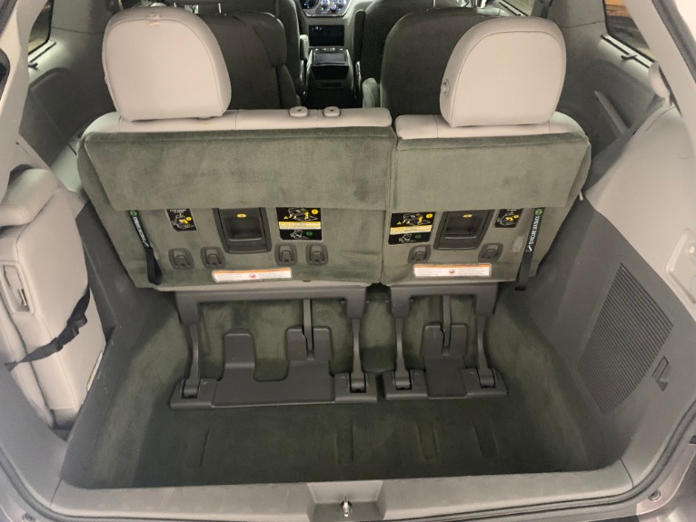 Used-2015-Toyota-Sienna-XLE-8-Passenger