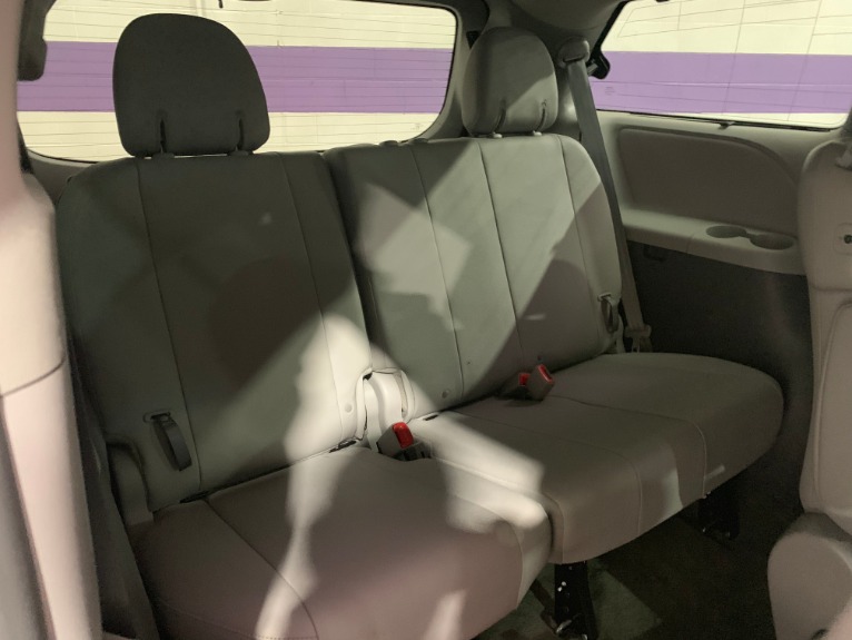 Used-2015-Toyota-Sienna-XLE-8-Passenger