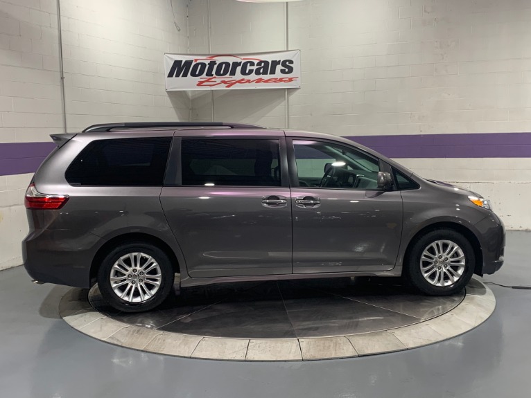 Used-2015-Toyota-Sienna-XLE-8-Passenger