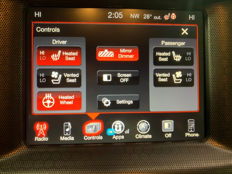 Used-2015-Dodge-Charger-SXT
