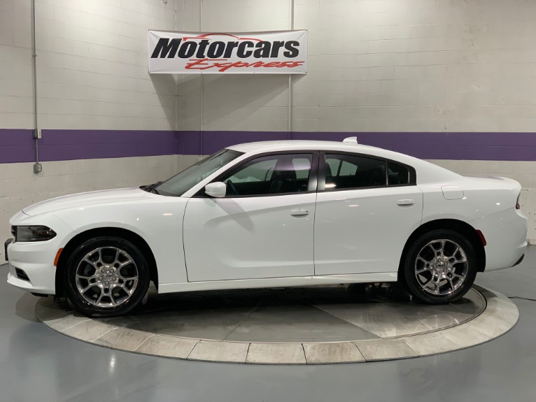 Used-2015-Dodge-Charger-SXT