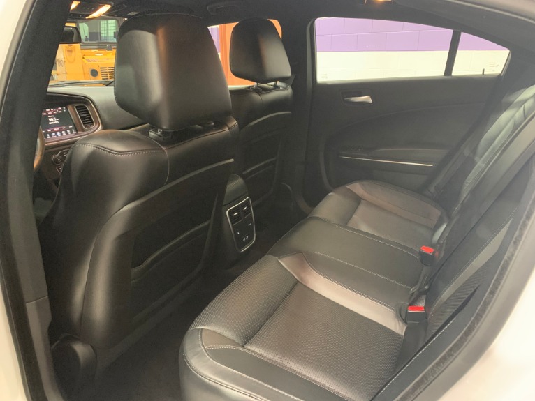 Used-2015-Dodge-Charger-SXT