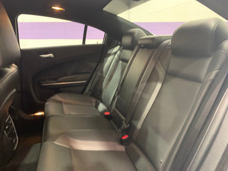 Used-2015-Dodge-Charger-SXT