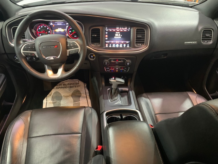 Used-2015-Dodge-Charger-SXT