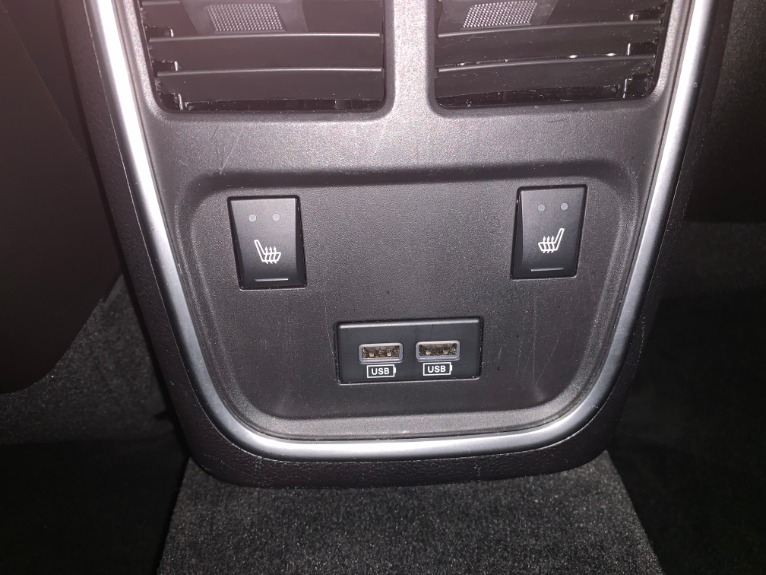 Used-2015-Dodge-Charger-SXT