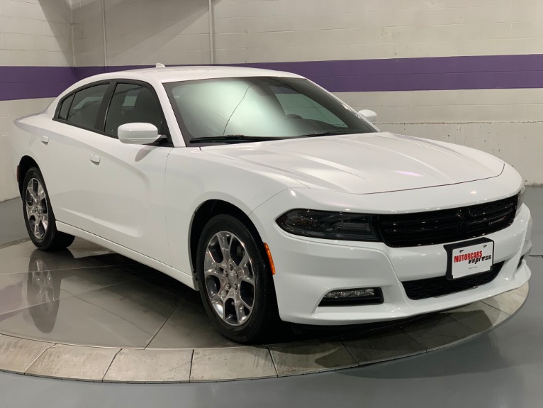 Used-2015-Dodge-Charger-SXT