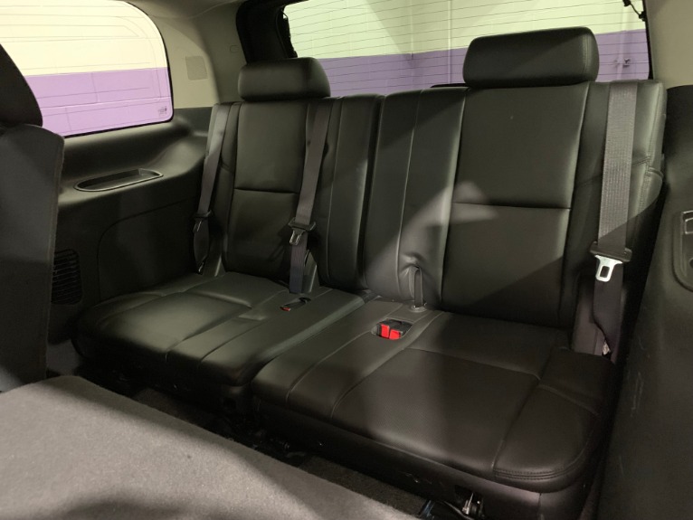 Used-2012-Cadillac-Escalade-Luxury