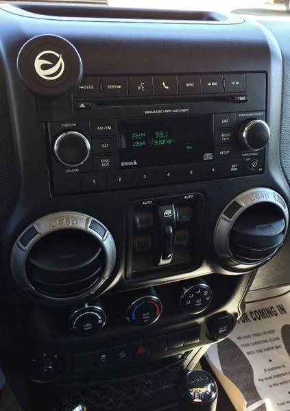Used-2013-Jeep-Wrangler-Unlimited-Sport-4x4-4dr-SUV