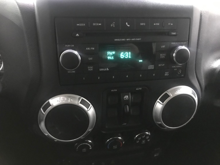 Used-2013-Jeep-Wrangler-Unlimited-Sport