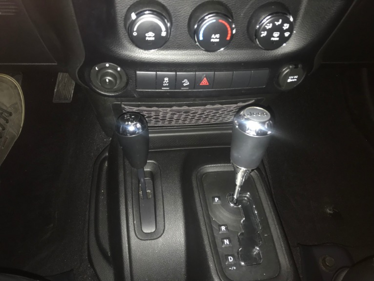 Used-2013-Jeep-Wrangler-Unlimited-Sport
