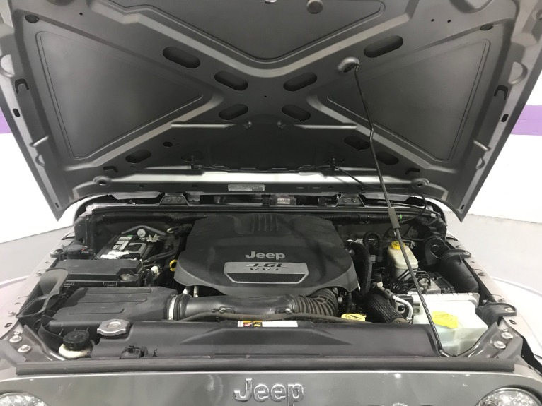 Used-2013-Jeep-Wrangler-Unlimited-Sport