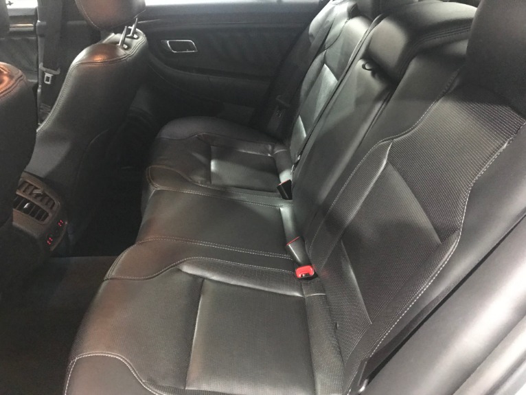 Used-2013-Ford-Taurus-Limited