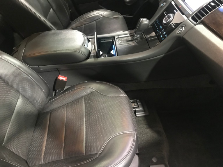 Used-2013-Ford-Taurus-Limited