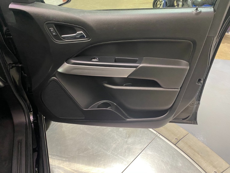 Used-2019-Chevrolet-Colorado-LT-V6-4X4