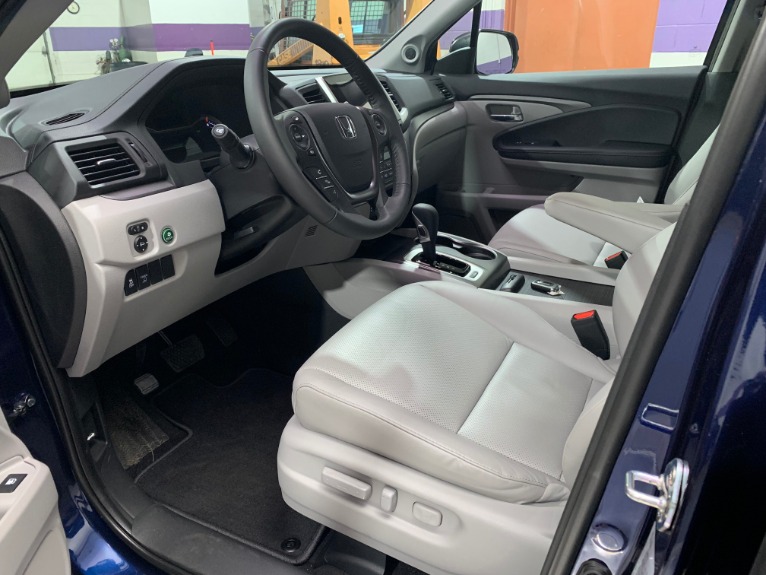 Used-2019-Honda-Ridgeline-RTL-T