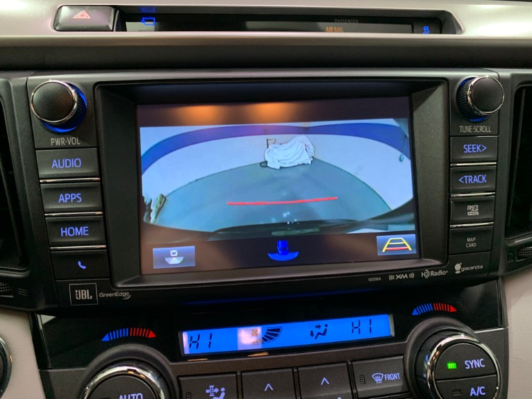 Used-2016-Toyota-RAV4-Limited