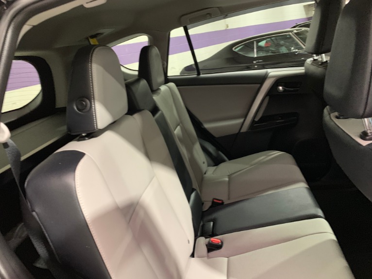 Used-2016-Toyota-RAV4-Limited