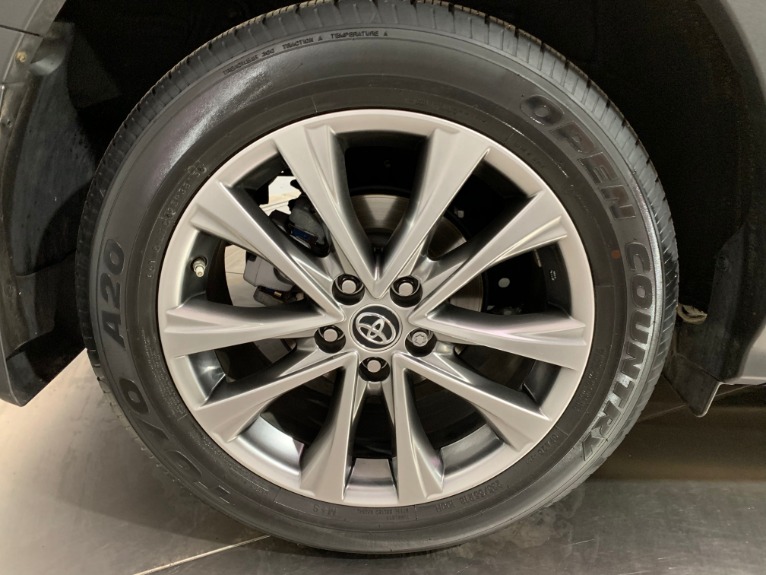 Used-2016-Toyota-RAV4-Limited
