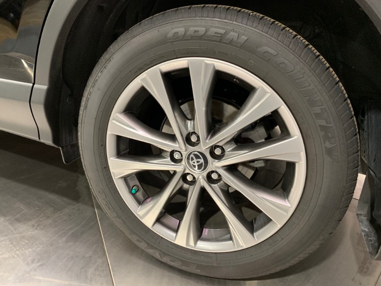 Used-2016-Toyota-RAV4-Limited