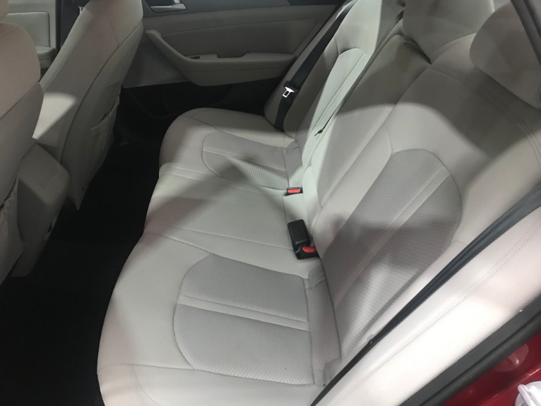 Used-2015-Hyundai-Sonata-SE