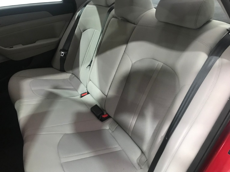 Used-2015-Hyundai-Sonata-SE