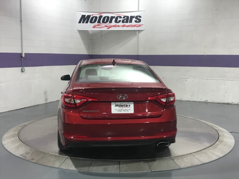 Used-2015-Hyundai-Sonata-SE