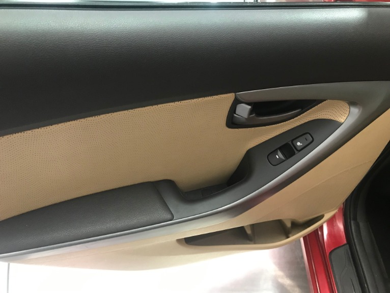 Used-2011-Hyundai-Elantra-Limited