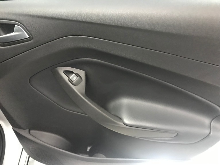 Used-2018-Ford-Escape-Titanium