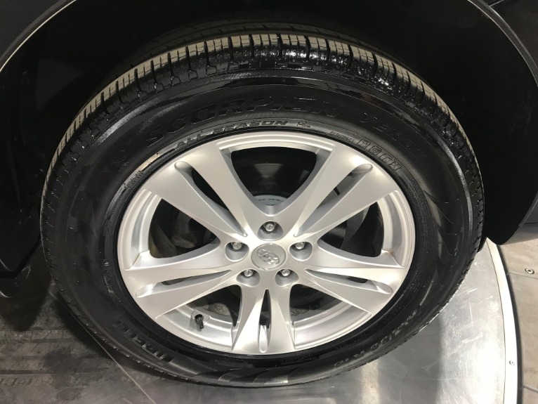 Used-2012-Hyundai-Santa-Fe-Limited