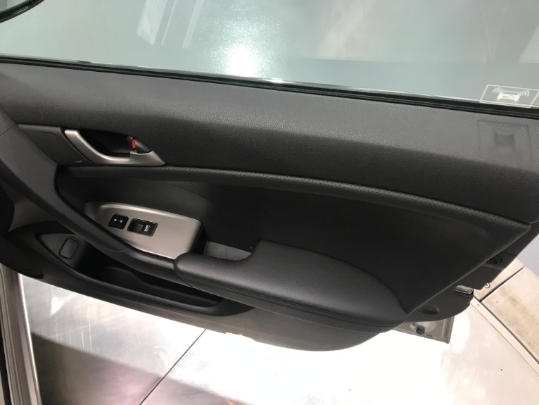 Used-2010-Acura-TSX-w/Tech