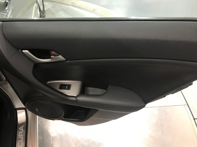 Used-2010-Acura-TSX-w/Tech