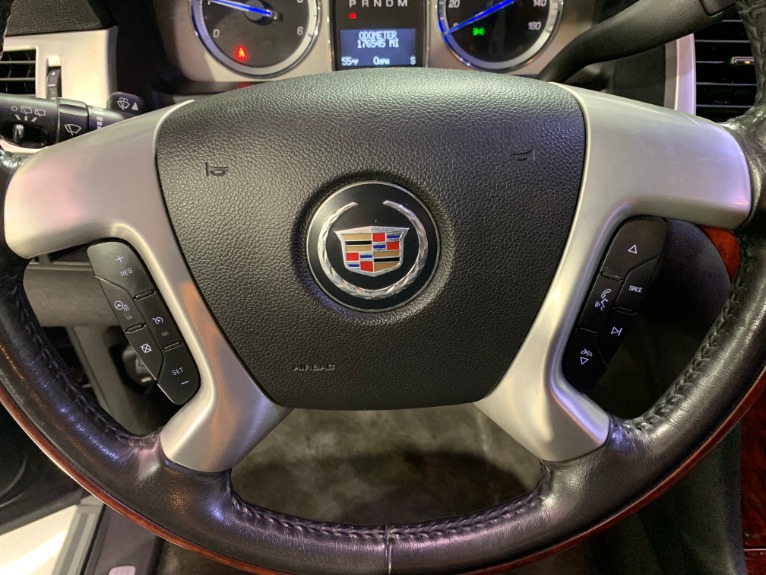 Used-2010-Cadillac-Escalade-ESV-Premium