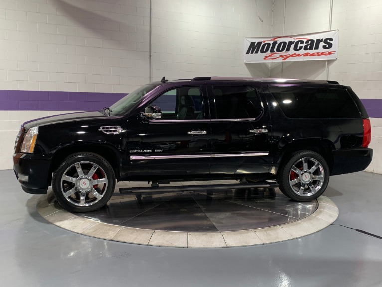 Used-2010-Cadillac-Escalade-ESV-Premium