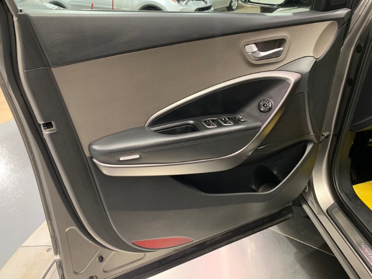 Used-2013-Hyundai-Santa-Fe-Sport-24L