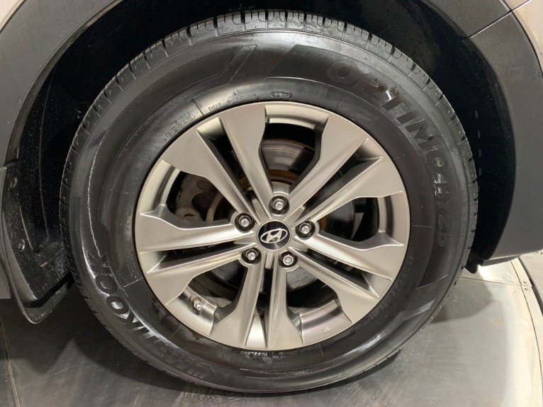 Used-2013-Hyundai-Santa-Fe-Sport-24L