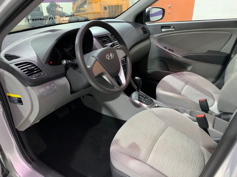 Used-2017-Hyundai-Accent-SE