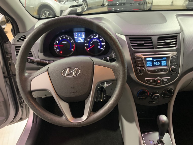 Used-2017-Hyundai-Accent-SE