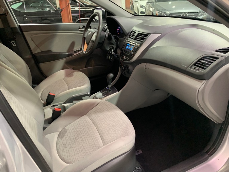 Used-2017-Hyundai-Accent-SE