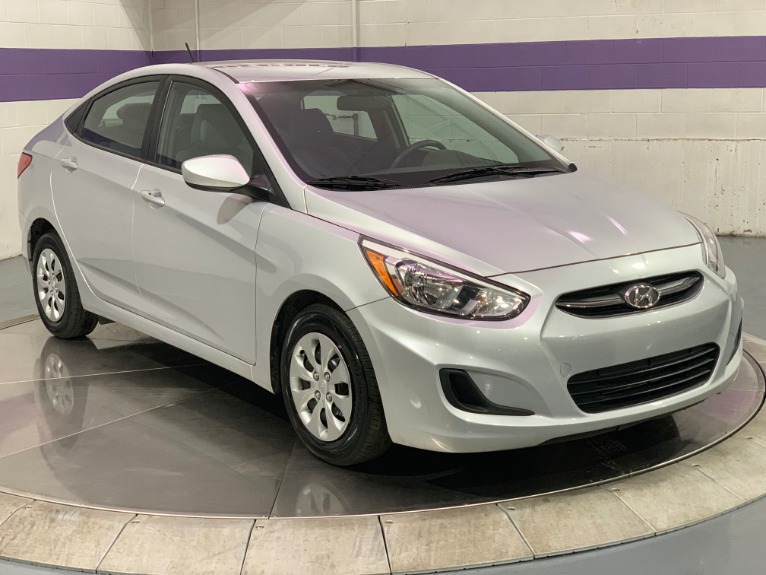 Used-2017-Hyundai-Accent-SE