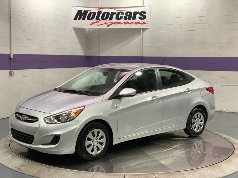 Used-2017-Hyundai-Accent-SE