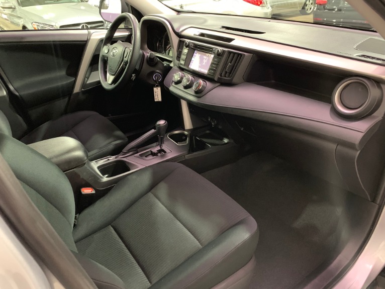 Used-2016-Toyota-RAV4-LE