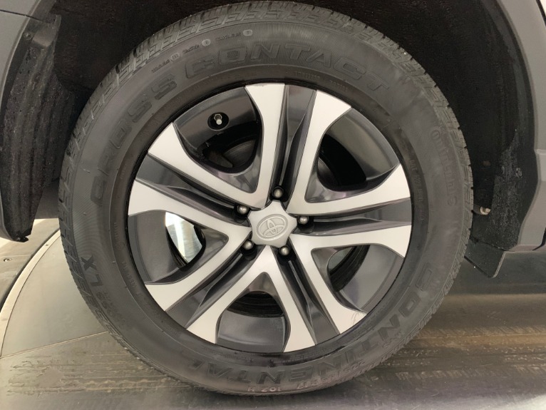 Used-2016-Toyota-RAV4-LE