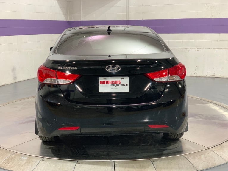 Used-2012-Hyundai-Elantra-GLS