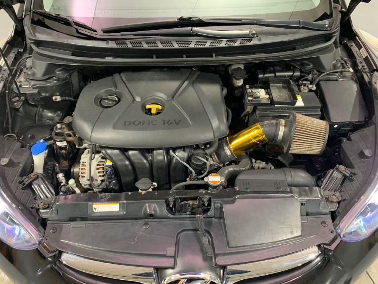 Used-2012-Hyundai-Elantra-GLS
