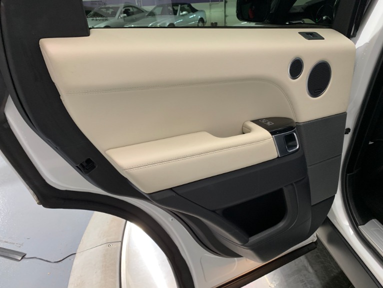 Used-2016-Land-Rover-Range-Rover-Sport-HSE-AWD