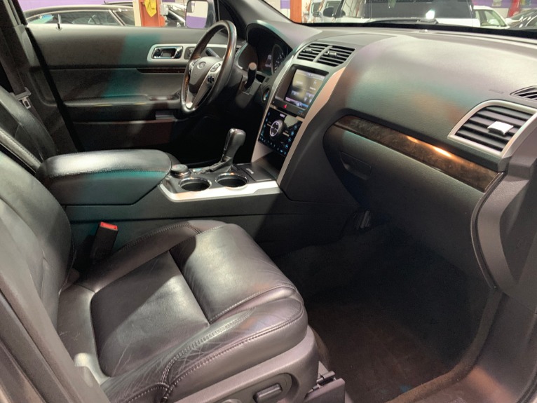 Used-2013-Ford-Explorer-Limited