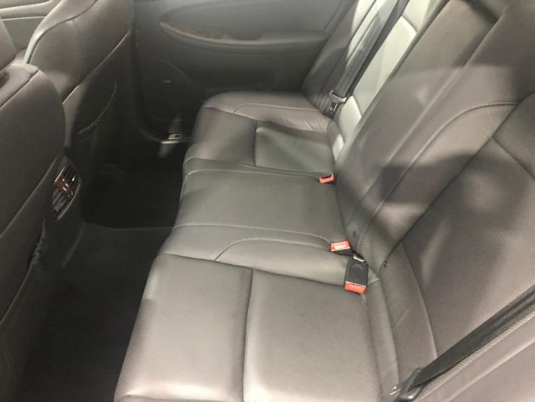 Used-2009-Hyundai-Genesis-38L-V6