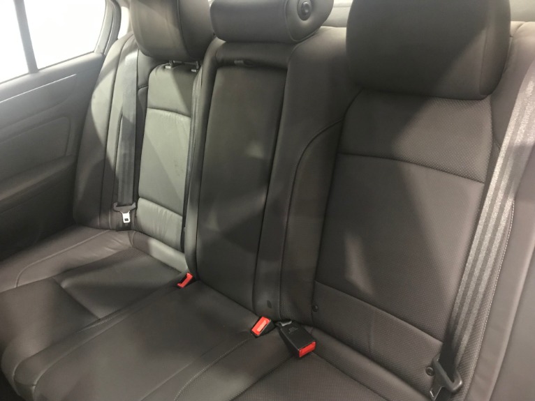 Used-2009-Hyundai-Genesis-38L-V6