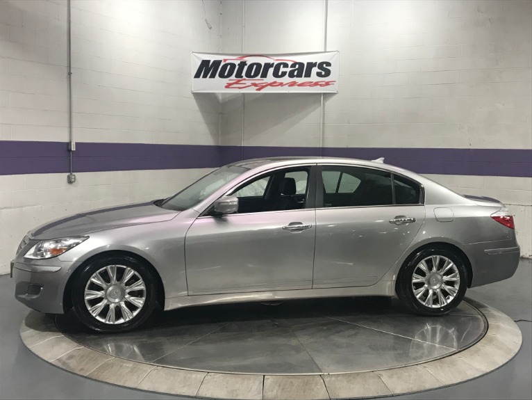 Used-2009-Hyundai-Genesis-38L-V6
